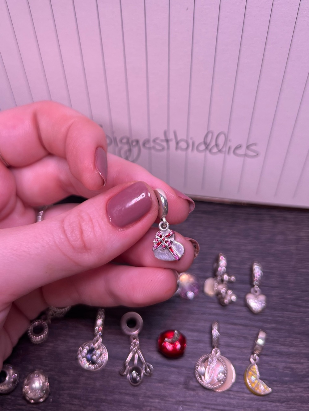 PANDORA insignia clip safety chain and box of chocolates charm. - Picture 3 of 4